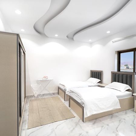 Comfortable & Big Family Apartments 10Mins Drive To Al-Masjid -Nabawi - Nozol Noor 2 Medina Ngoại thất bức ảnh