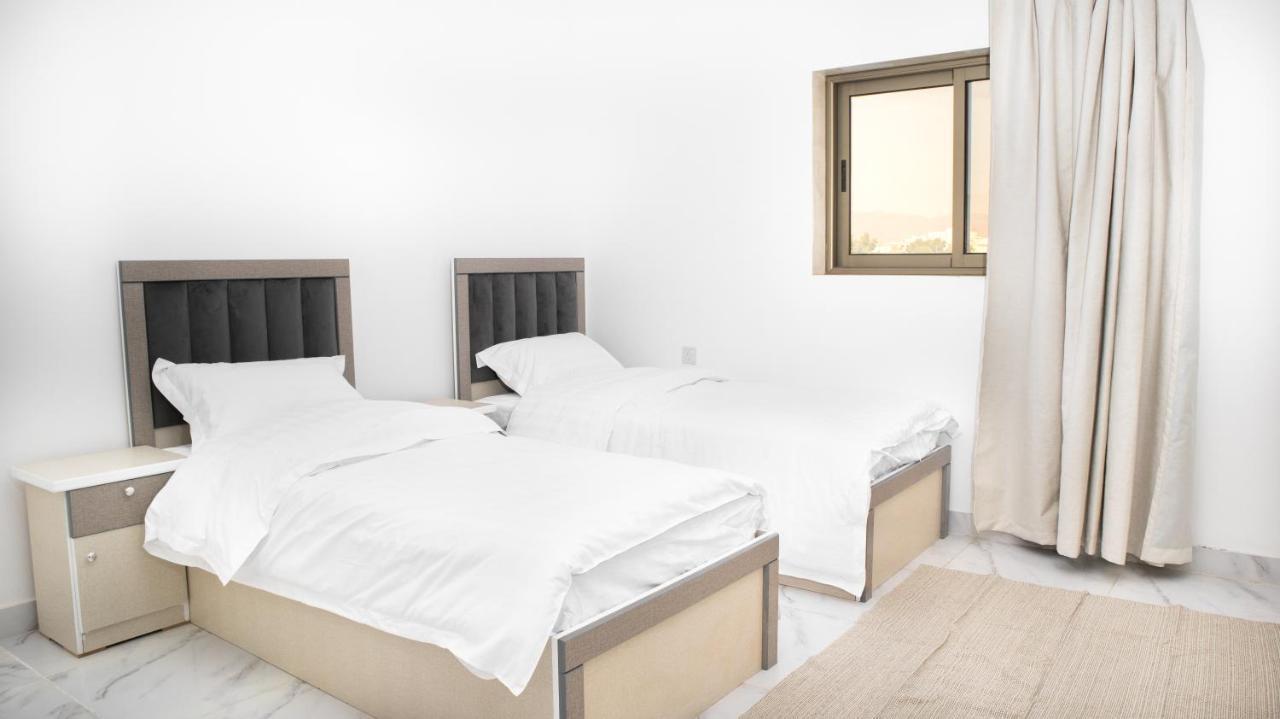 Comfortable & Big Family Apartments 10Mins Drive To Al-Masjid -Nabawi - Nozol Noor 2 Medina Ngoại thất bức ảnh