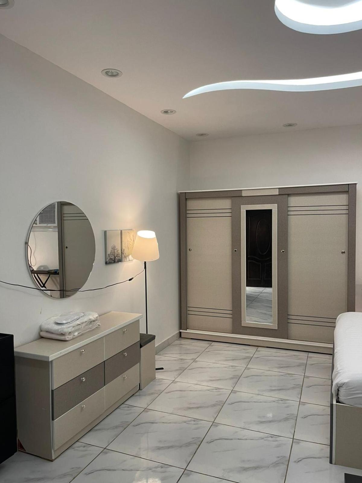 Comfortable & Big Family Apartments 10Mins Drive To Al-Masjid -Nabawi - Nozol Noor 2 Medina Ngoại thất bức ảnh