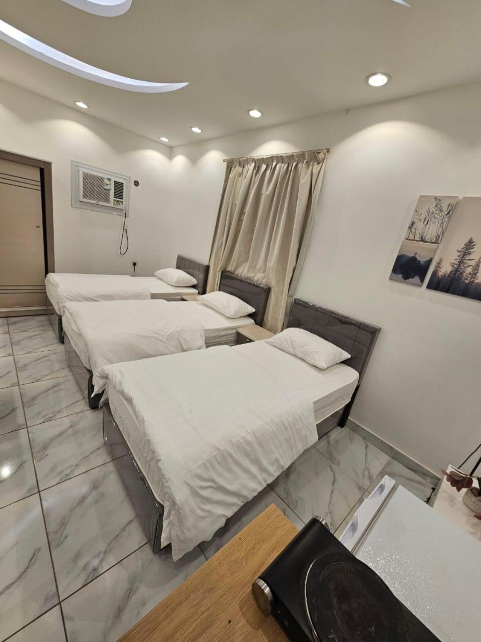 Comfortable & Big Family Apartments 10Mins Drive To Al-Masjid -Nabawi - Nozol Noor 2 Medina Ngoại thất bức ảnh