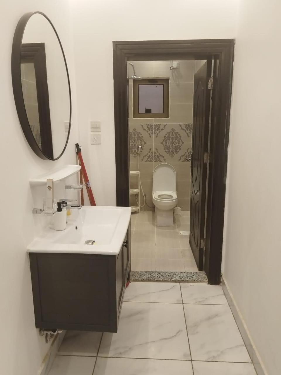 Comfortable & Big Family Apartments 10Mins Drive To Al-Masjid -Nabawi - Nozol Noor 2 Medina Ngoại thất bức ảnh
